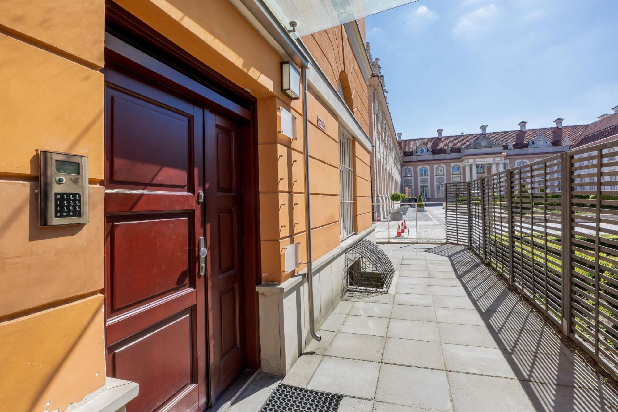 Heart Of The Old Town Royal Apartments By Noclegi Renters Warszawa Exteriör bild